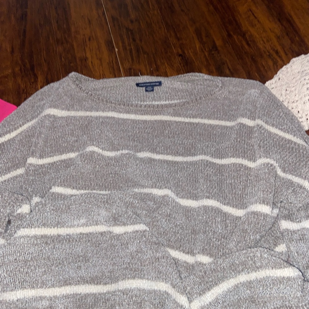 AMERICAN EAGLE SWEATSR